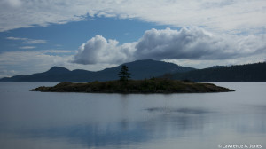 Orcas IslandOrcas Island, WashingtonWhat a peaceful place. If you ever want to get away from the daily routine of life, come here. It will do you wonders.Nikon D7100, 18-300mm f/3.5-5.6 Lens1/1000 sec at f/4.5, ISO 140, 35mm